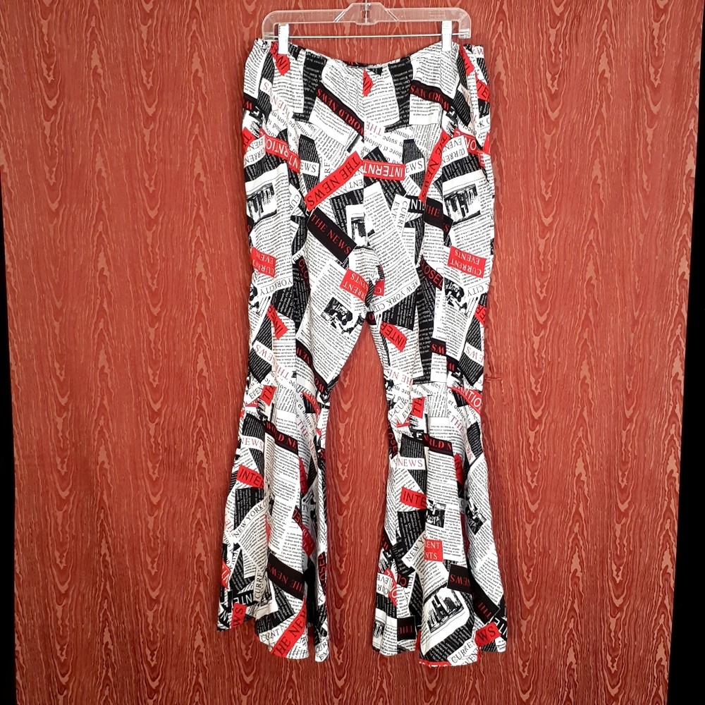 VAMP THE NEWS Printed All Over White Pants Women's Sz 3X